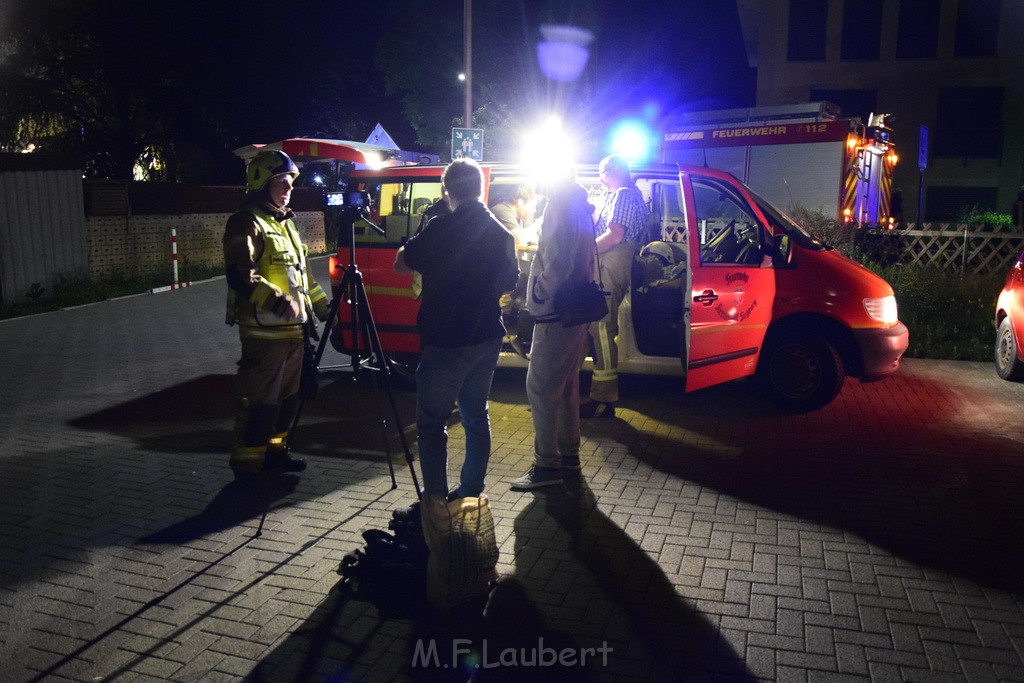 Grossfeuer Einfamilienhaus Siegburg Muehlengrabenstr P0361.JPG - Miklos Laubert